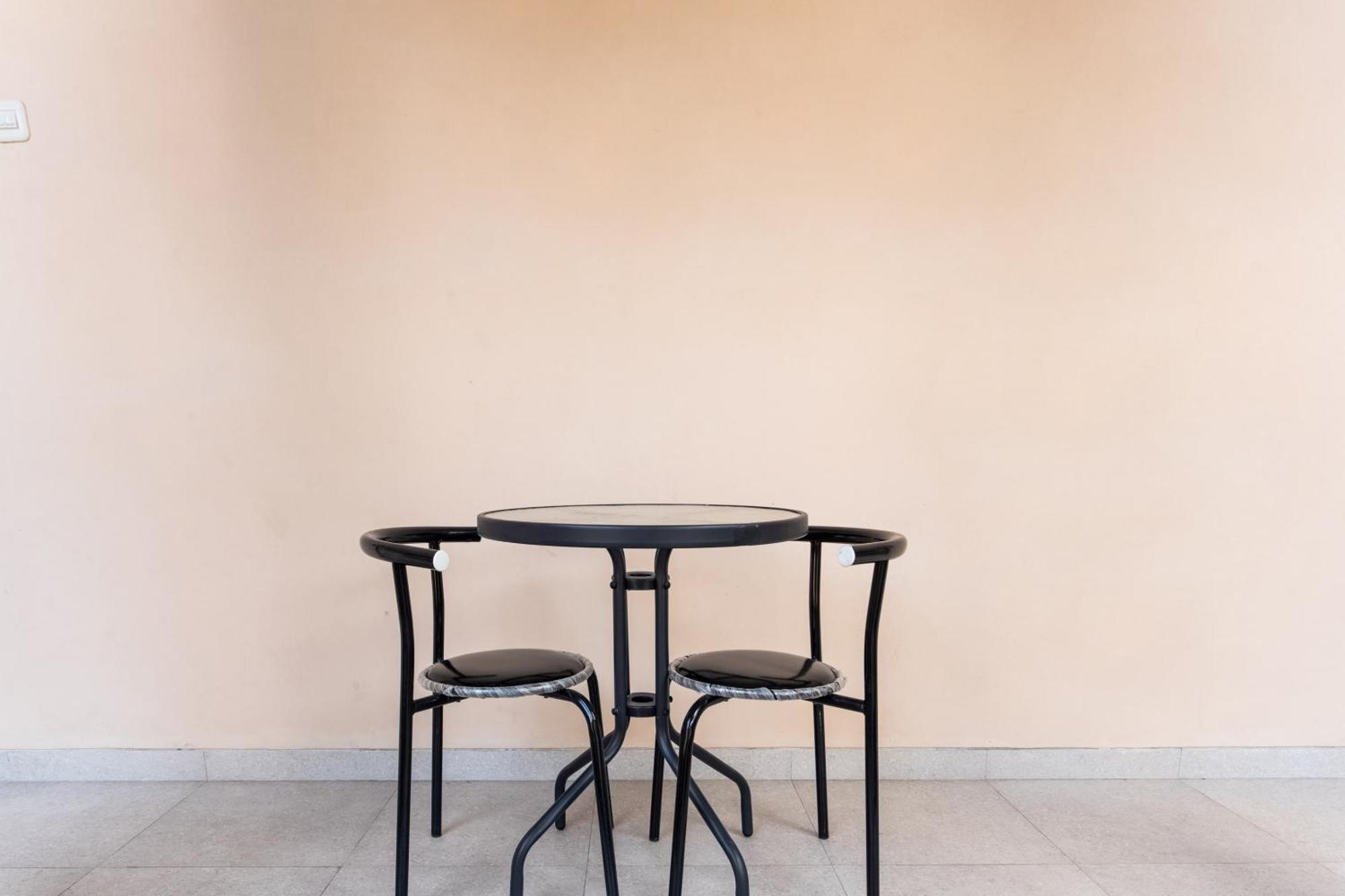 Oyo Life 3398 Griya Rm 19 Syariah Ξενοδοχείο Σουραμπάγια Εξωτερικό φωτογραφία